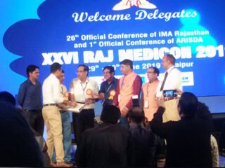 Dr. M.N.Thareja with Dr Ketan Desai president world medical Association Dr. Dalbir Singh.